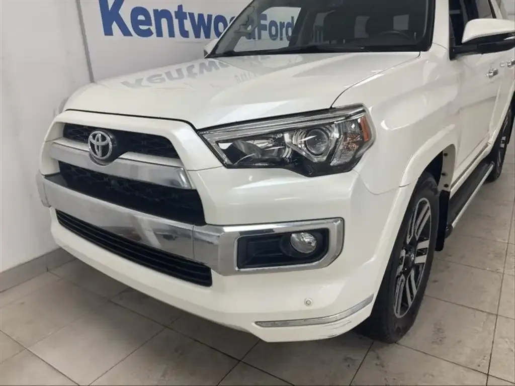 Toyota 4Runner 2015 photo 3