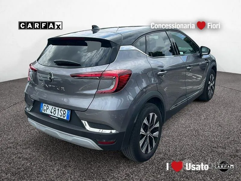 Renault Captur 2023 photo 3