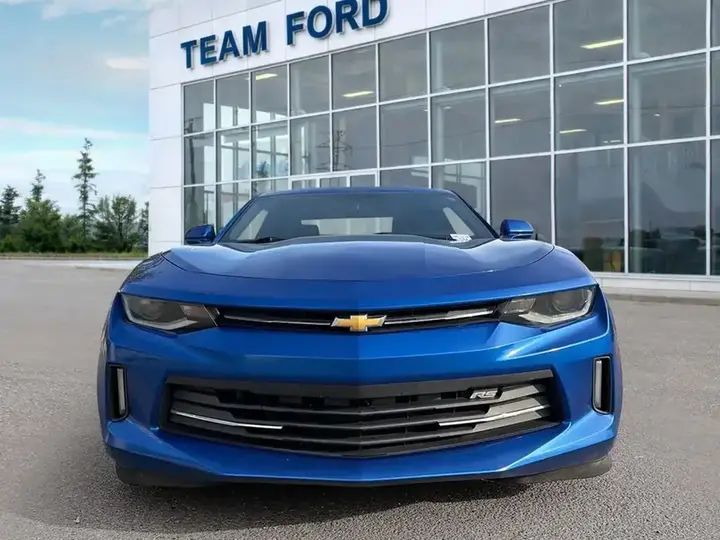 Chevrolet Camaro 2017 photo 2