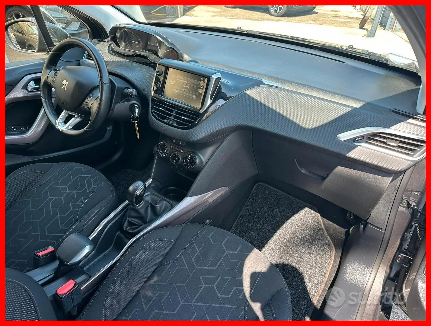 Peugeot 2008 2015 photo 5