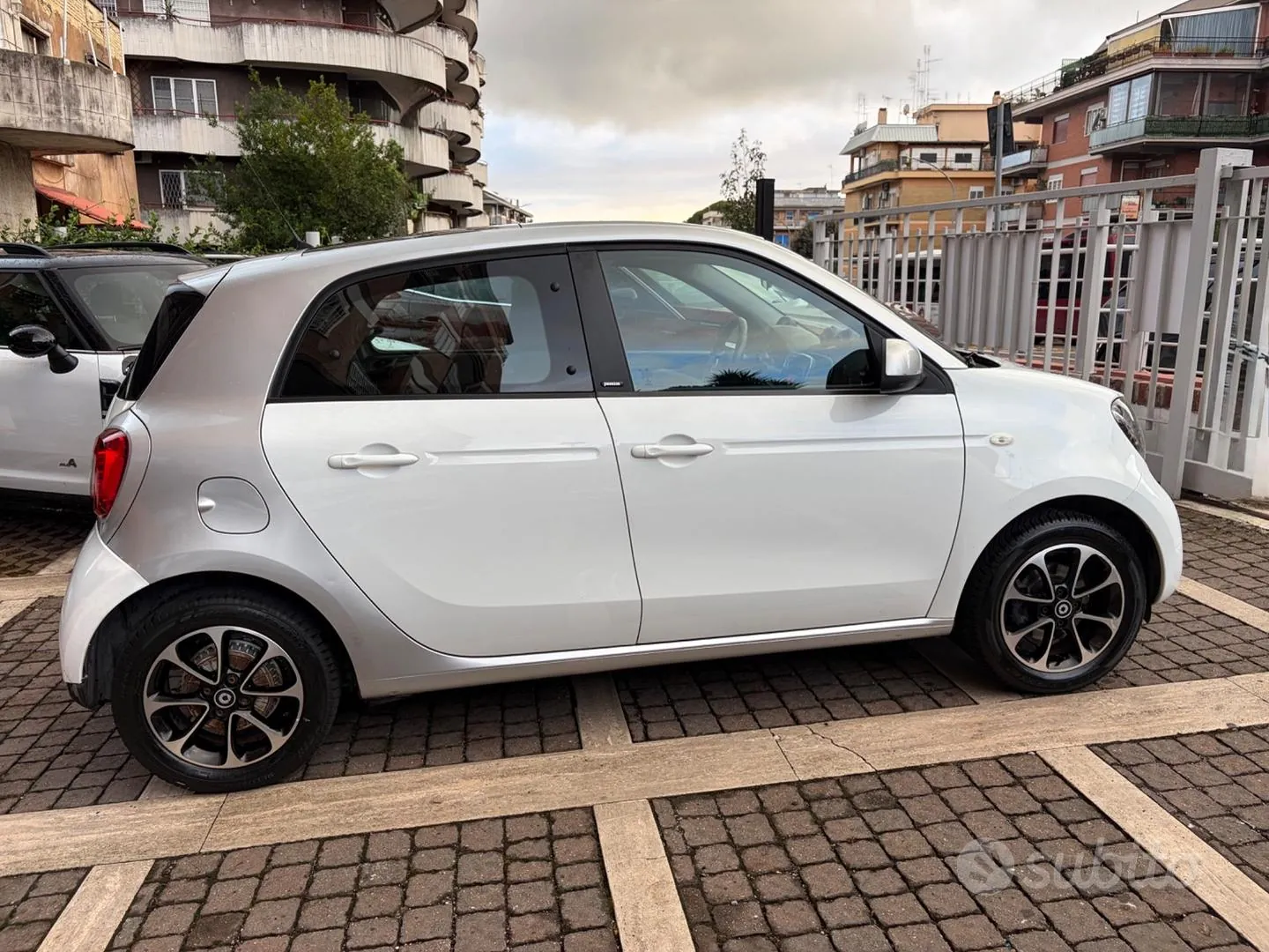 Smart Forfour 2016 photo 5