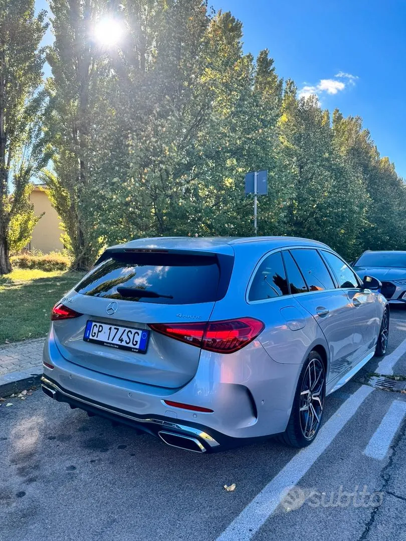 Mercedes-Benz C-Class 2023 photo 3
