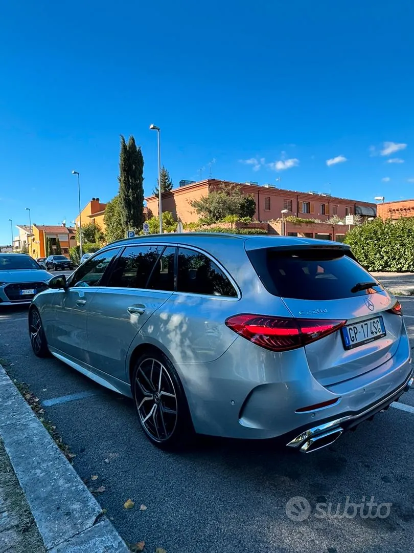 Mercedes-Benz C-Class 2023 photo 4