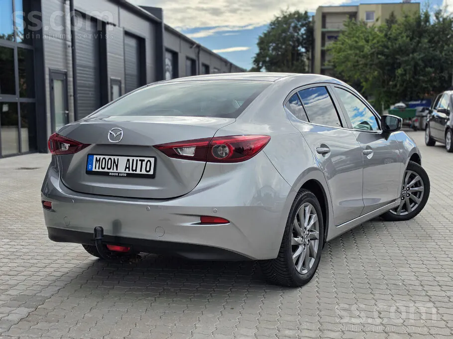Mazda Mazda3 2015 photo 2