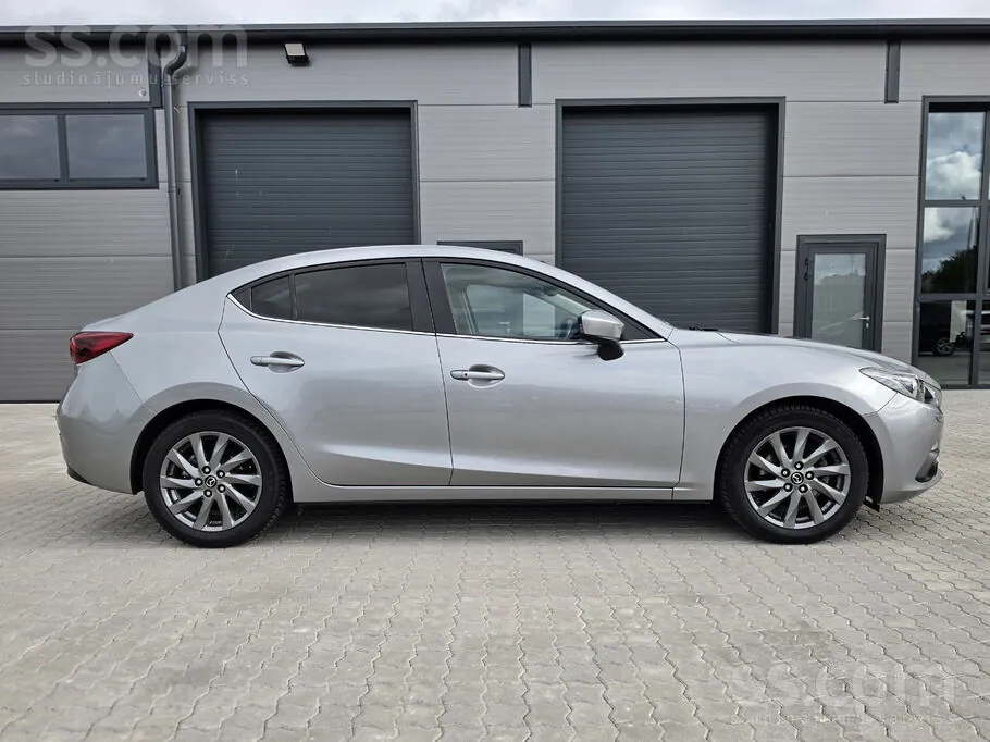 Mazda Mazda3 2015 photo 5