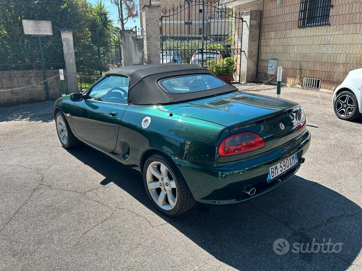 MG Mgf 2000 photo 2