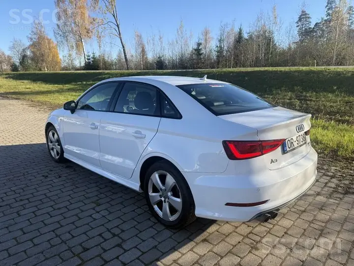 Audi A3 2016 photo 3