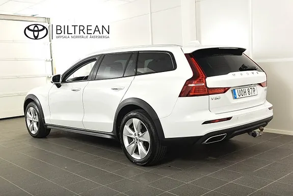 Volvo V60 Cross Country 2021 photo 3