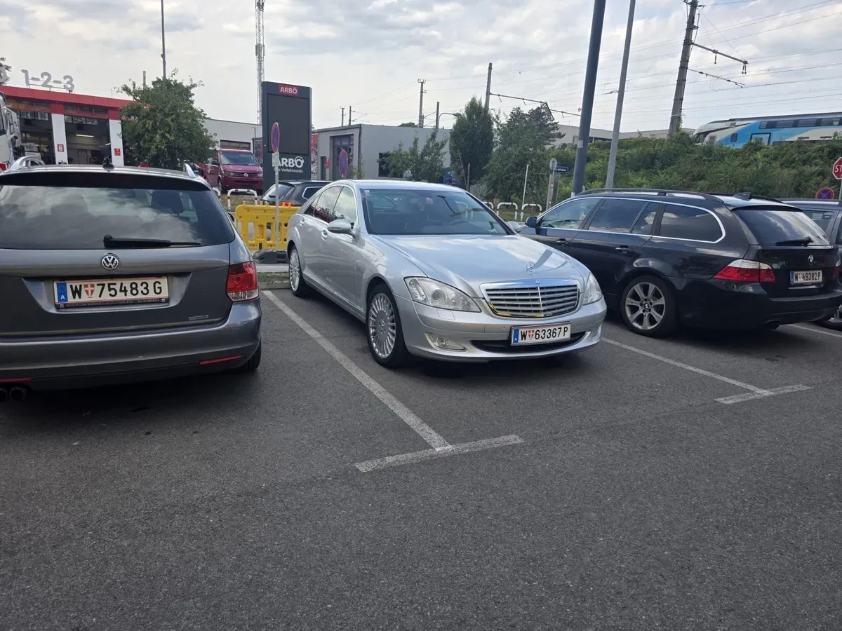 Mercedes-Benz S-Class 2007 photo 3