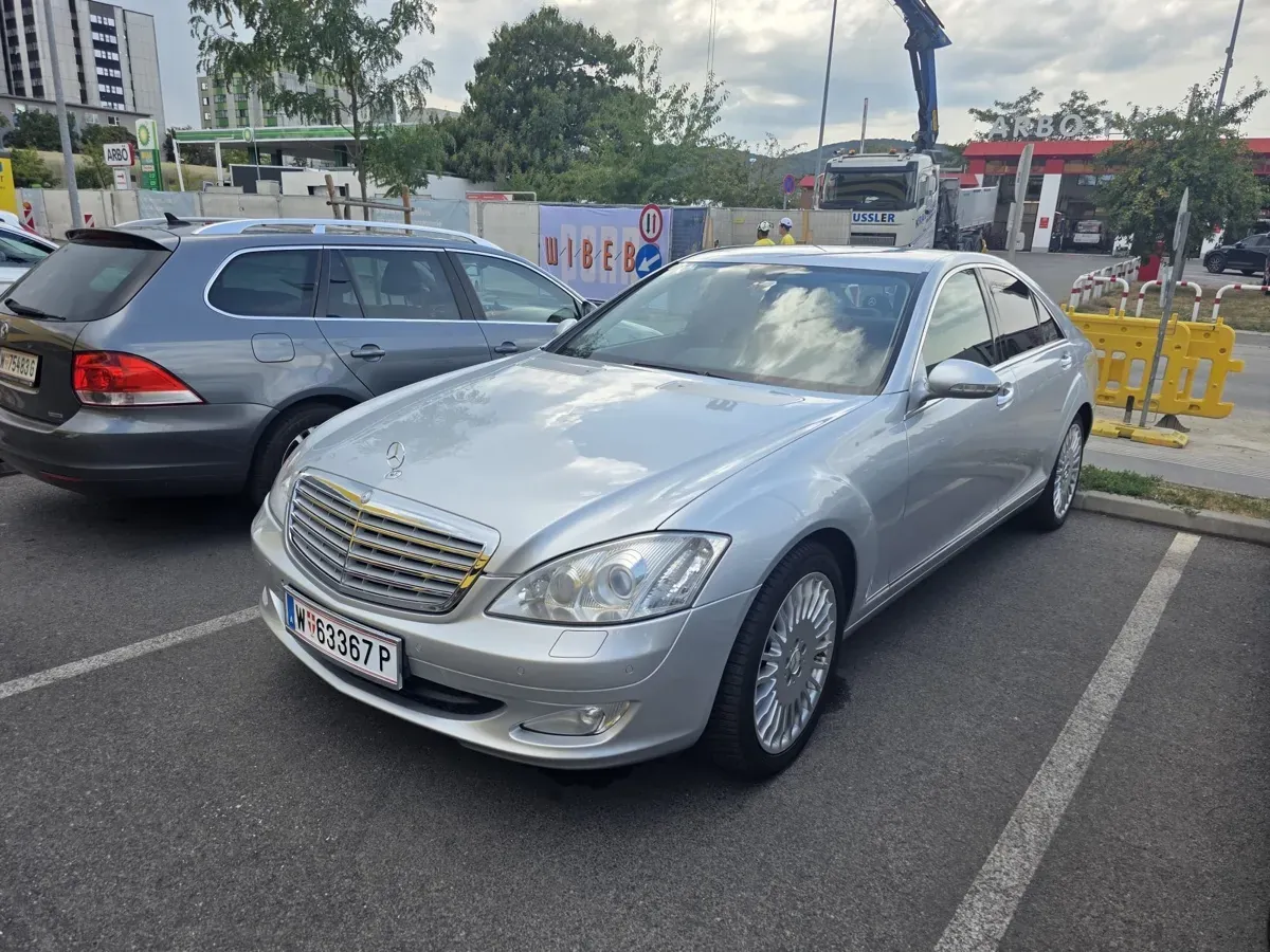 Mercedes-Benz S-Class 2007 photo 2