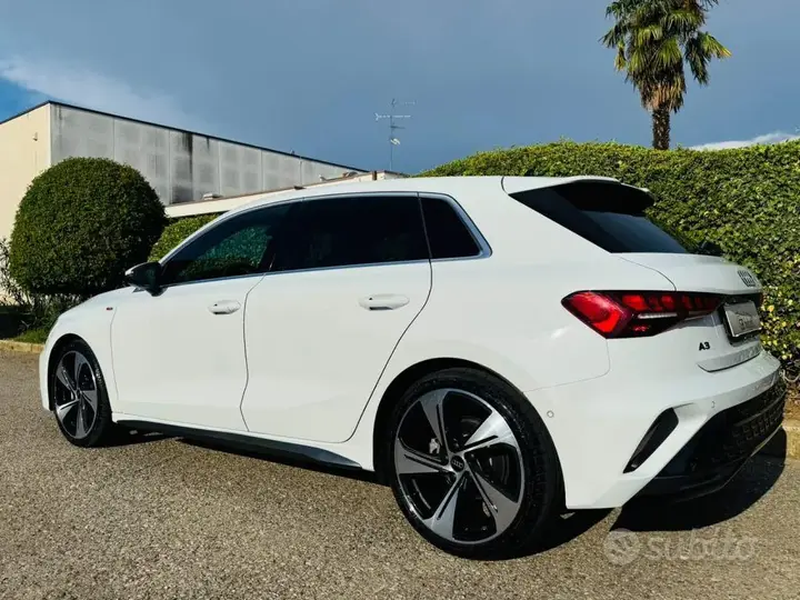 Audi A3 2025 photo 4