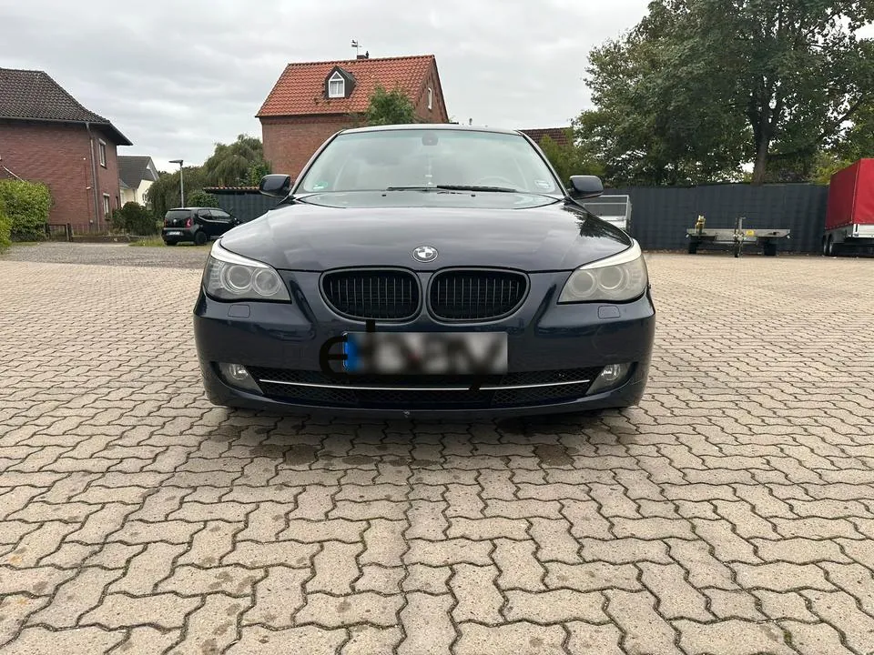 BMW 525I