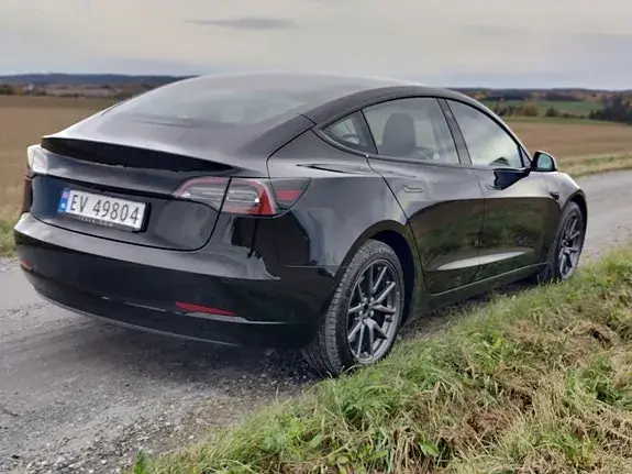 Tesla Model 3 2019 photo 5