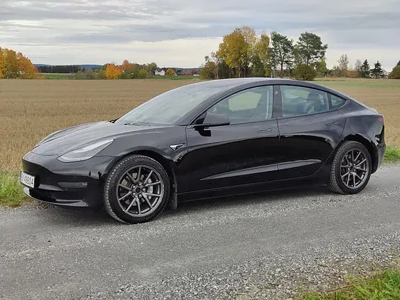 Tesla Model 3 2019 photo 2