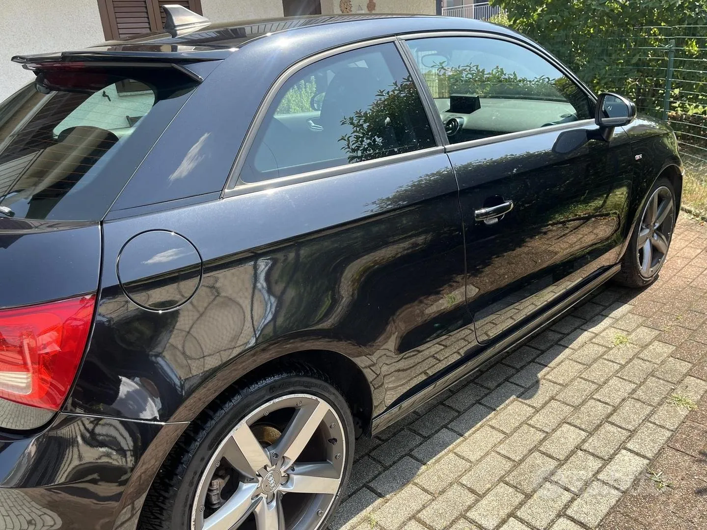 Audi A1 2011 photo 3