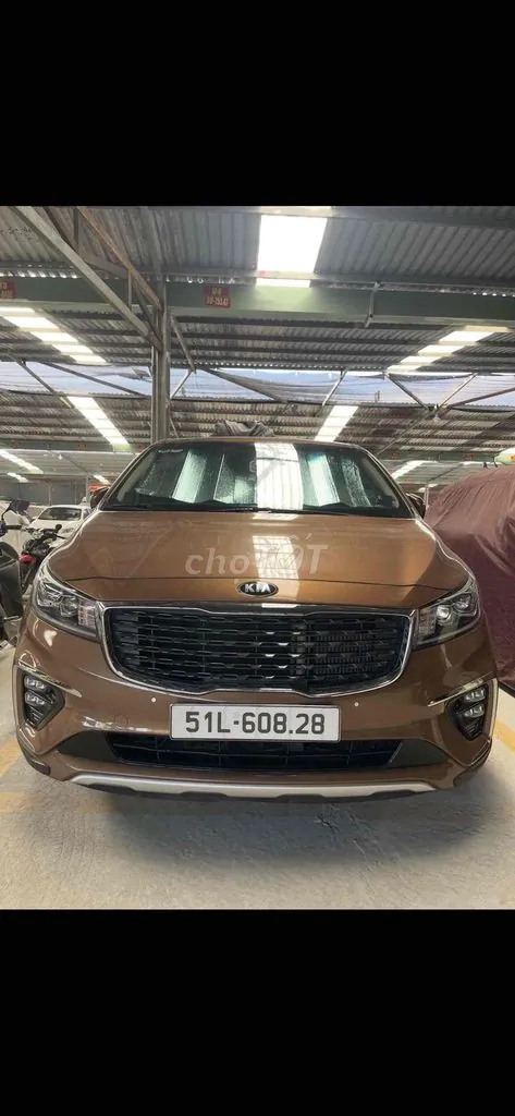 Kia Grand Sedona