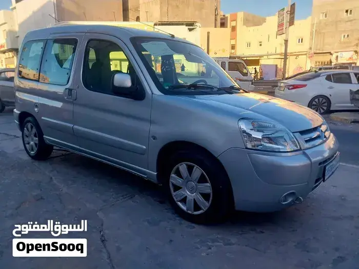 Citroen Berlingo 2008 photo 3
