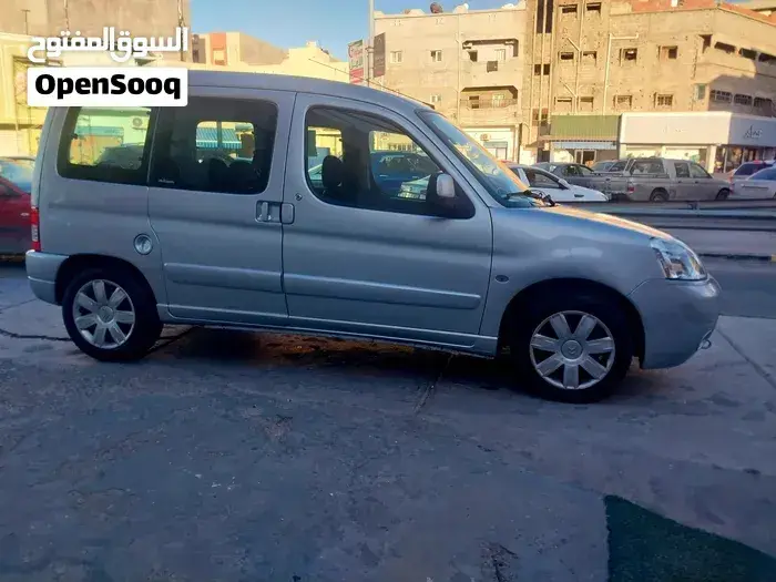 Citroen Berlingo 2008 photo 4