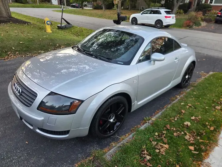 Audi Tt 2004 photo 2
