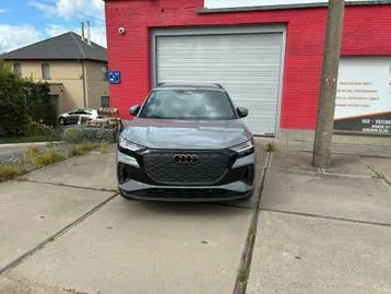 Audi Q4 E-Tron 2025 photo 2