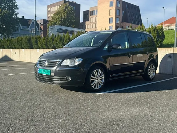 Volkswagen Touran 2008 photo 3