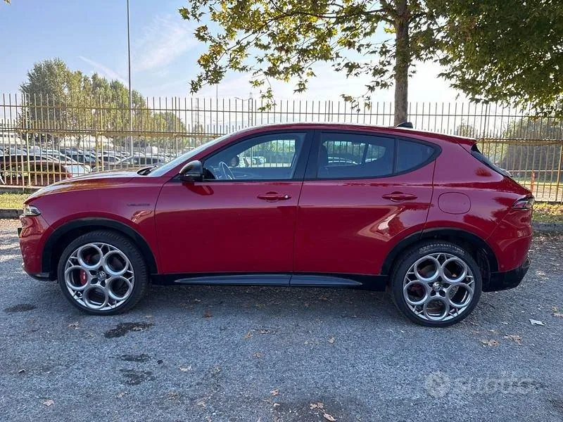 Alfa Romeo Tonale 2025 photo 2