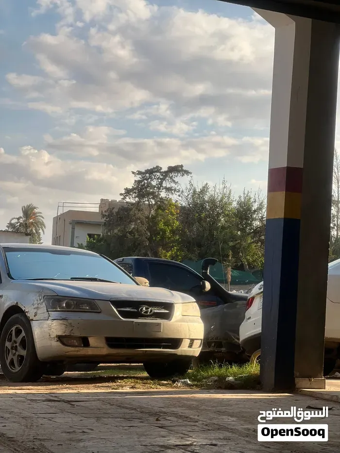 Hyundai Sonata 2008 photo 2
