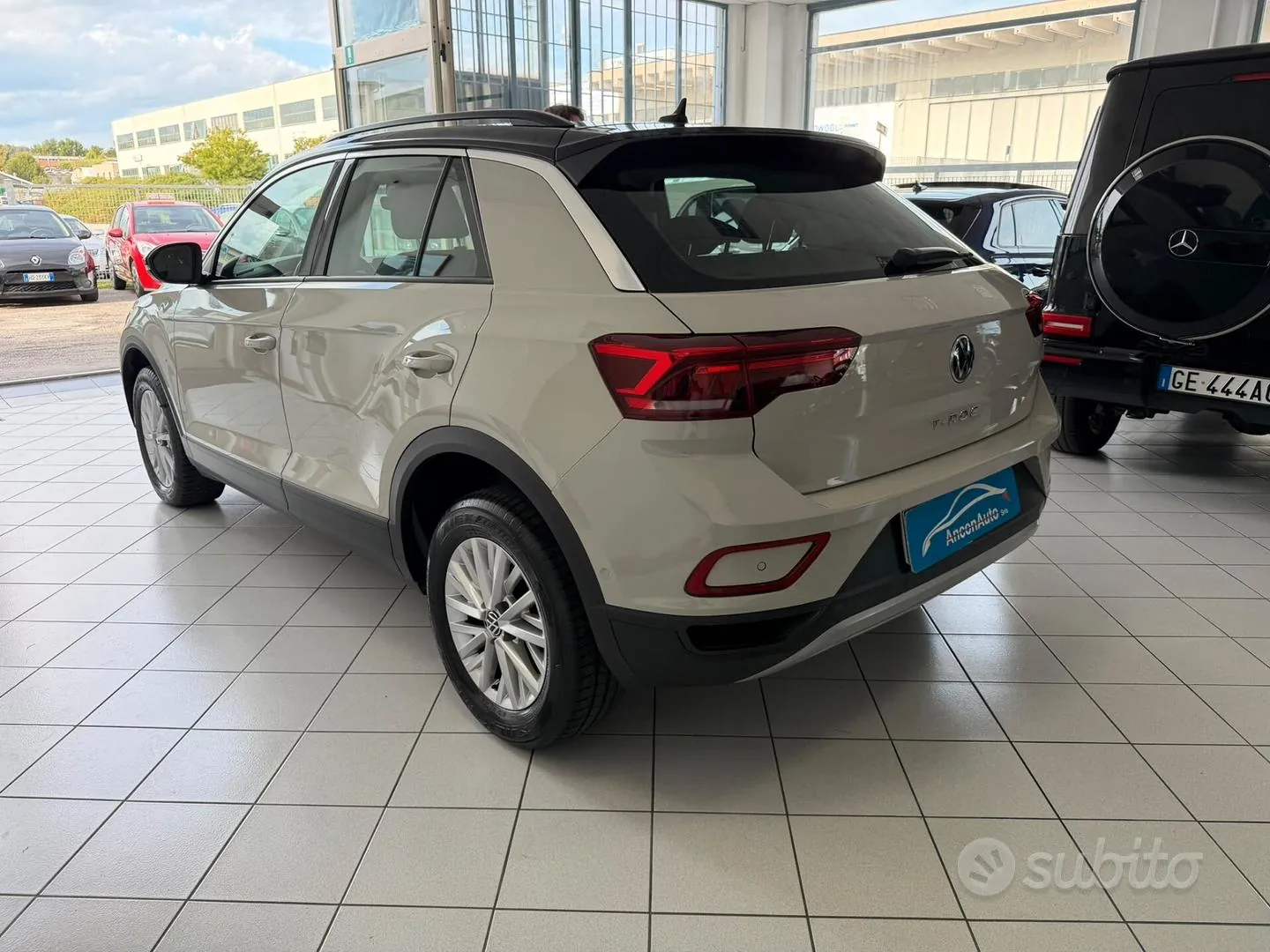 Volkswagen T-Roc 2022 photo 3