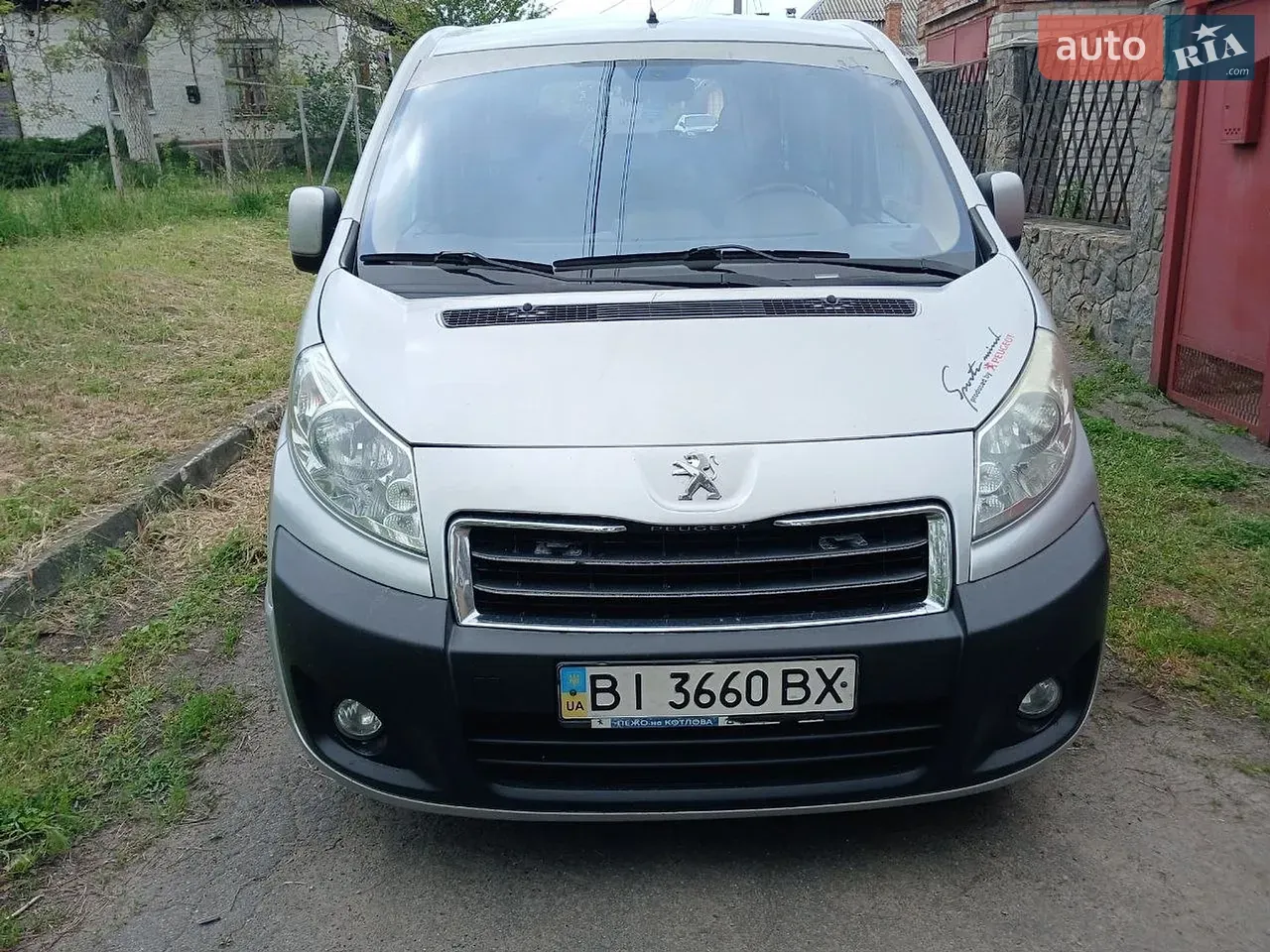 Peugeot Expert 2013 photo 2