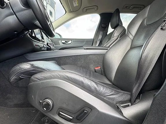 Volvo Xc60 2019 photo 5