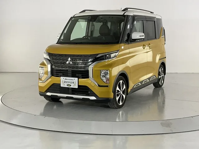 Mitsubishi Ek Cross Space