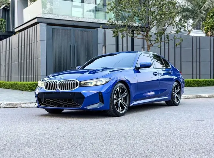 BMW 3 Series 2023 photo 4