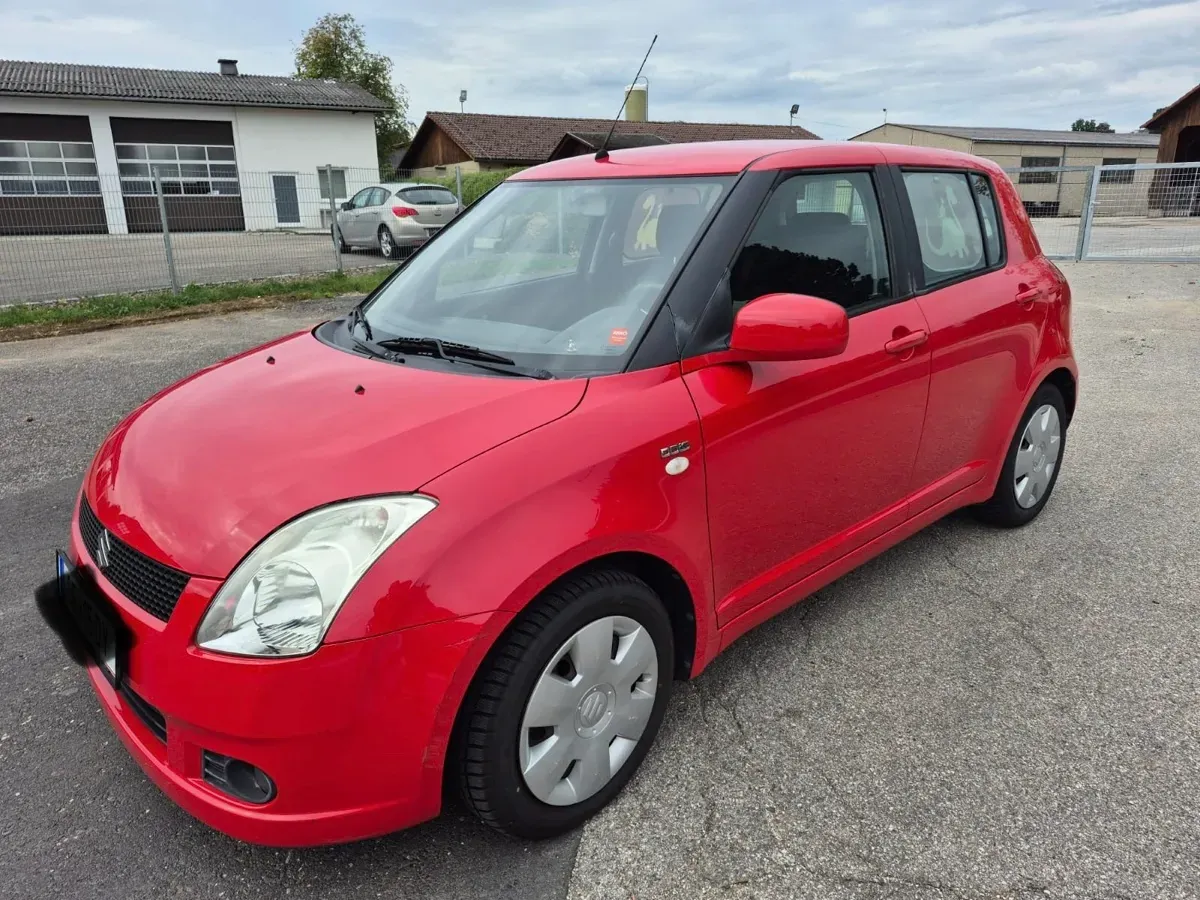 Suzuki Swift 2006 photo 3