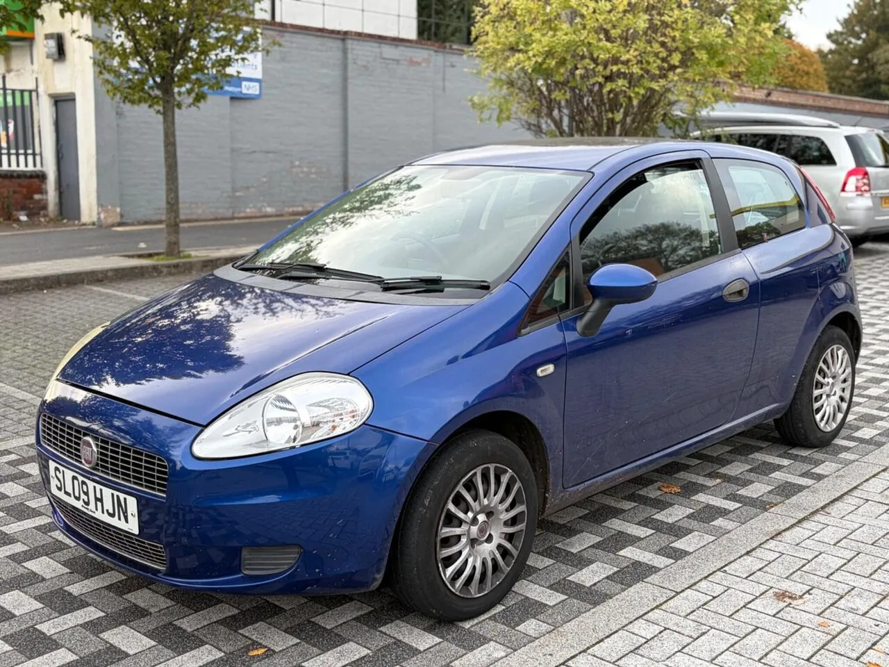 Fiat Punto 2009 photo 3