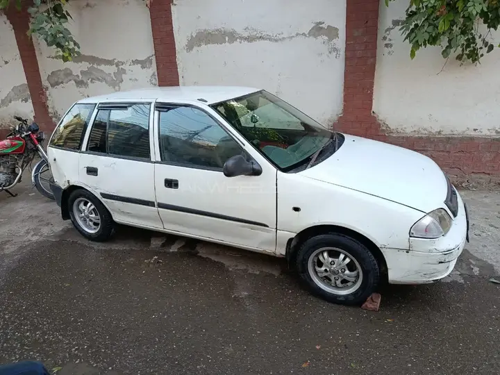 Suzuki Cultus
