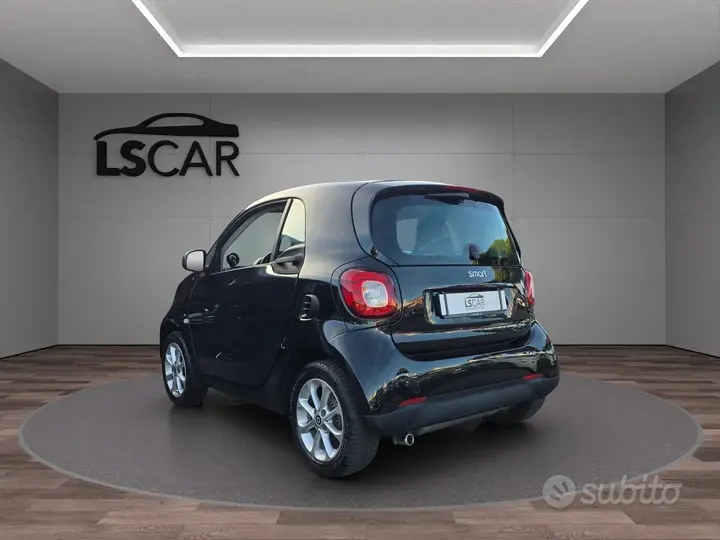 Smart Fortwo 2017 photo 5