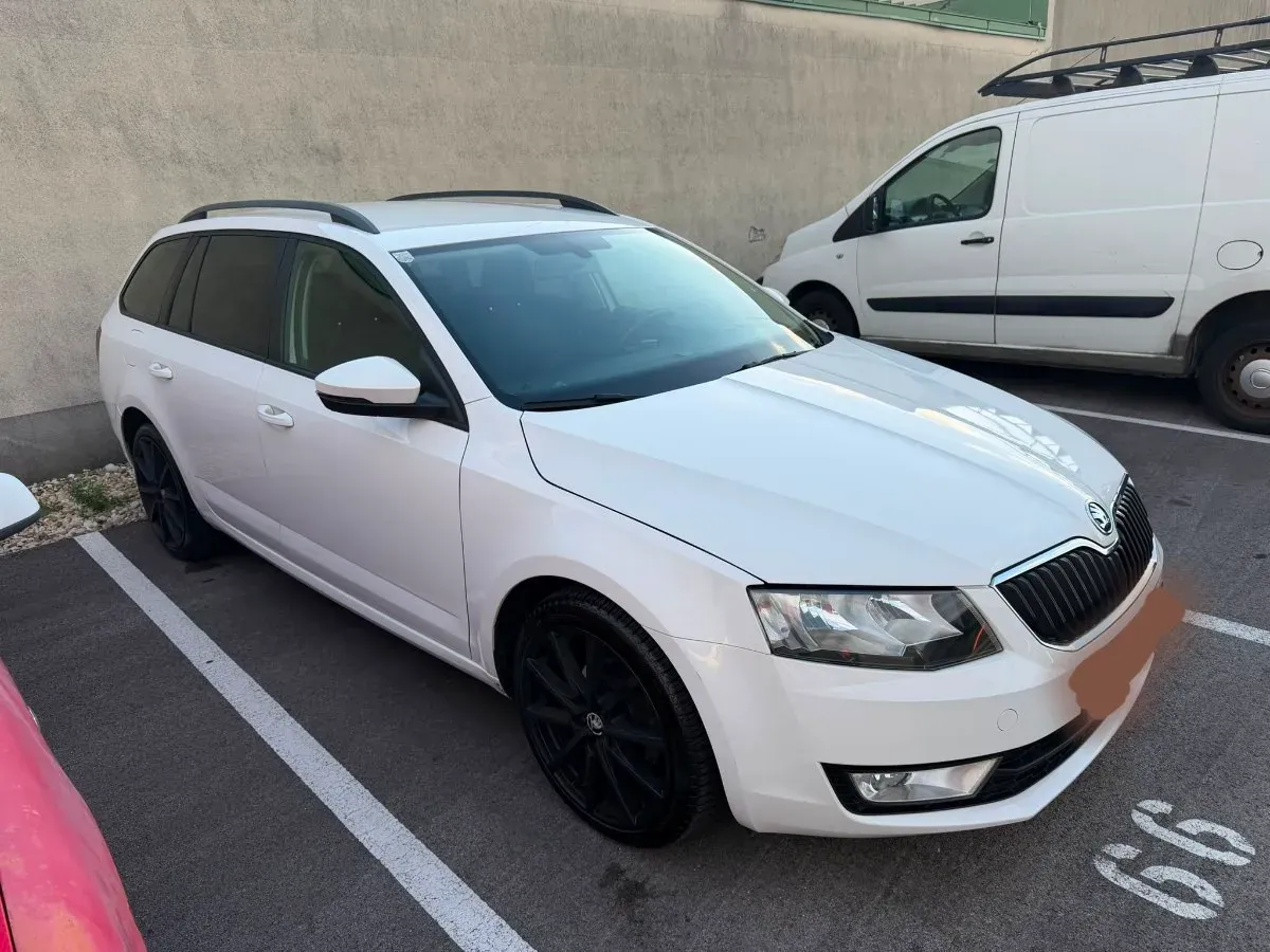 Skoda Octavia 2015 photo 3