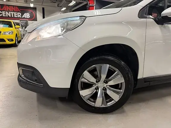 Peugeot 2008 2013 photo 2