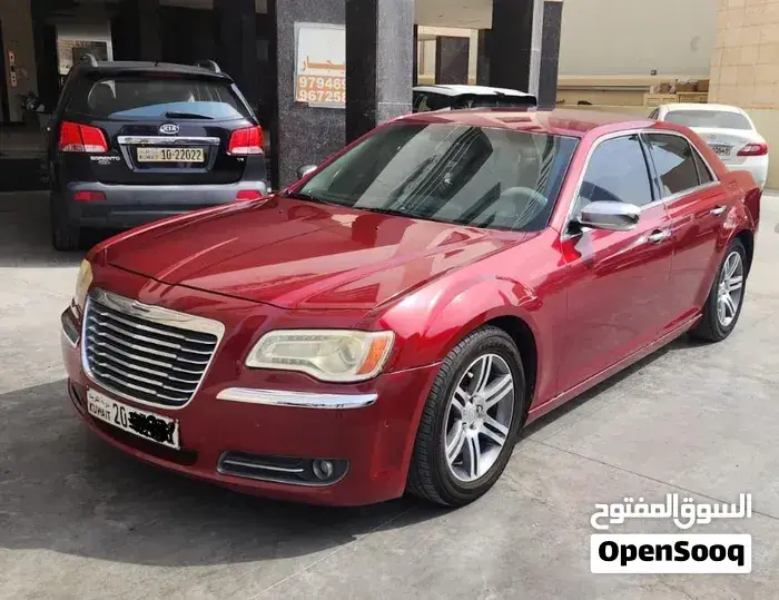Chrysler 300 2013 photo 2