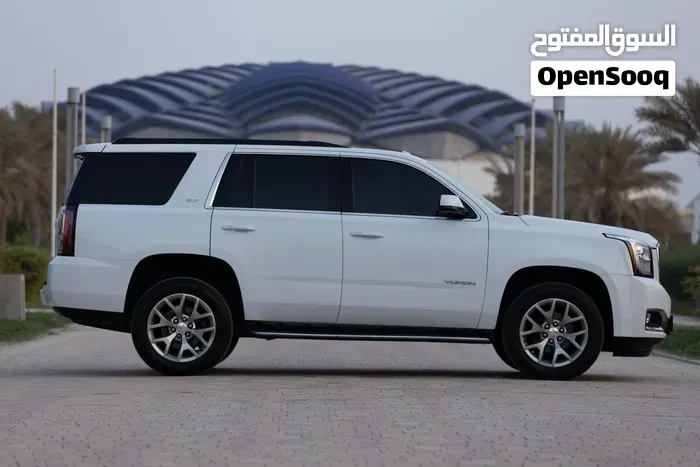 GMC Yukon 2020 photo 3