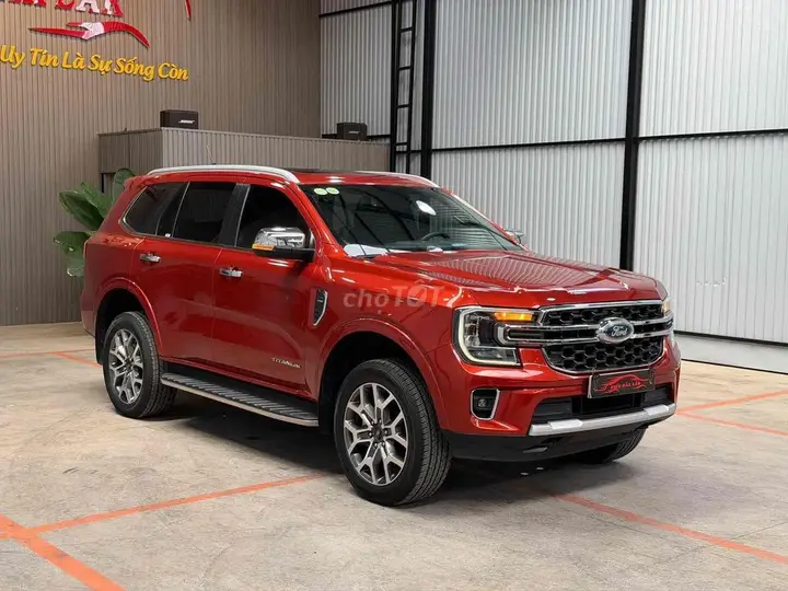 Ford Everest 2023 photo 3