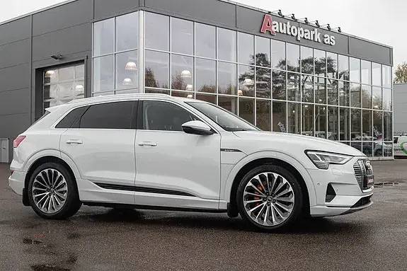 Audi E-Tron 2021 photo 2