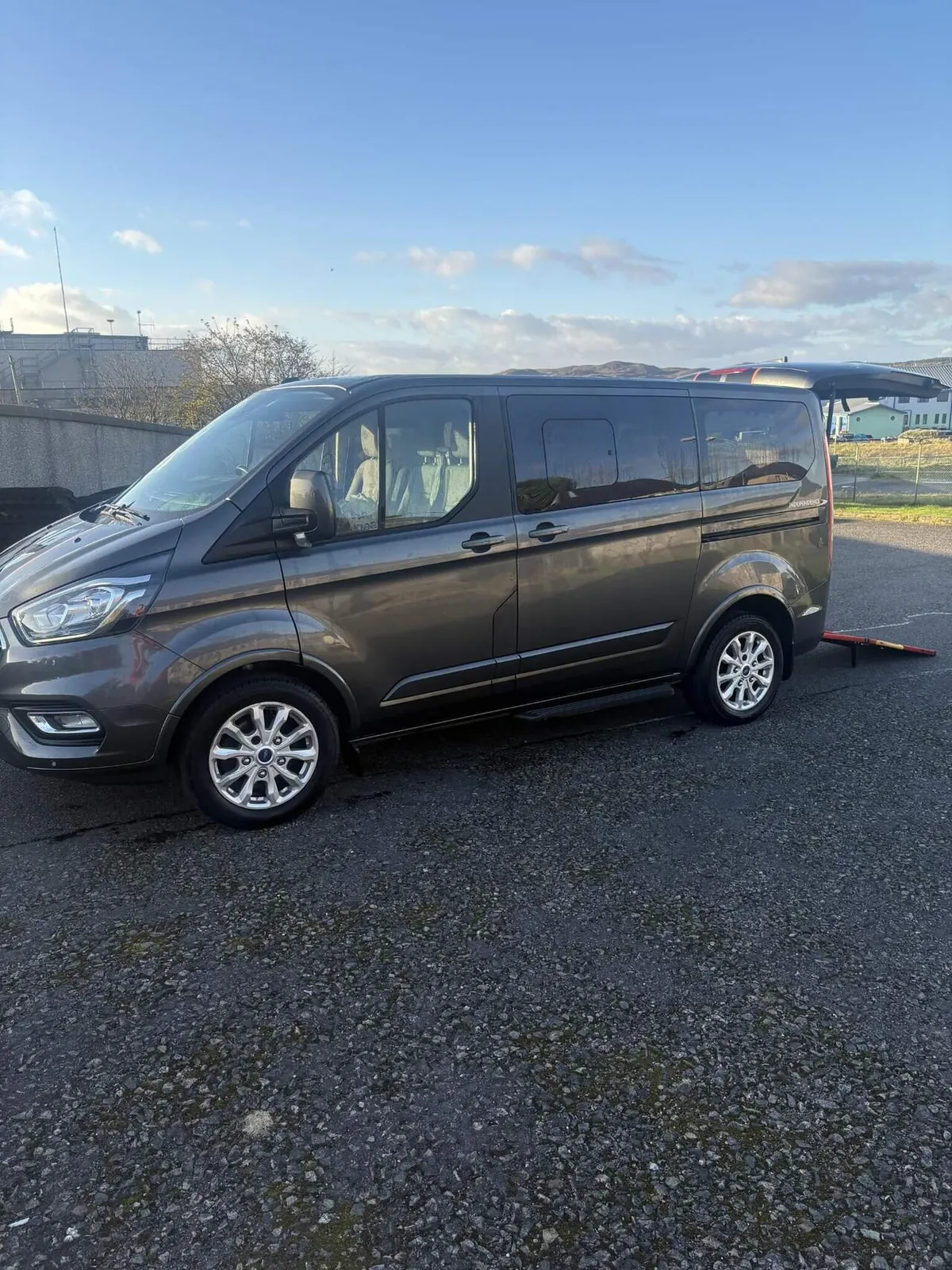 Ford Tourneo Custom 2019 photo 3