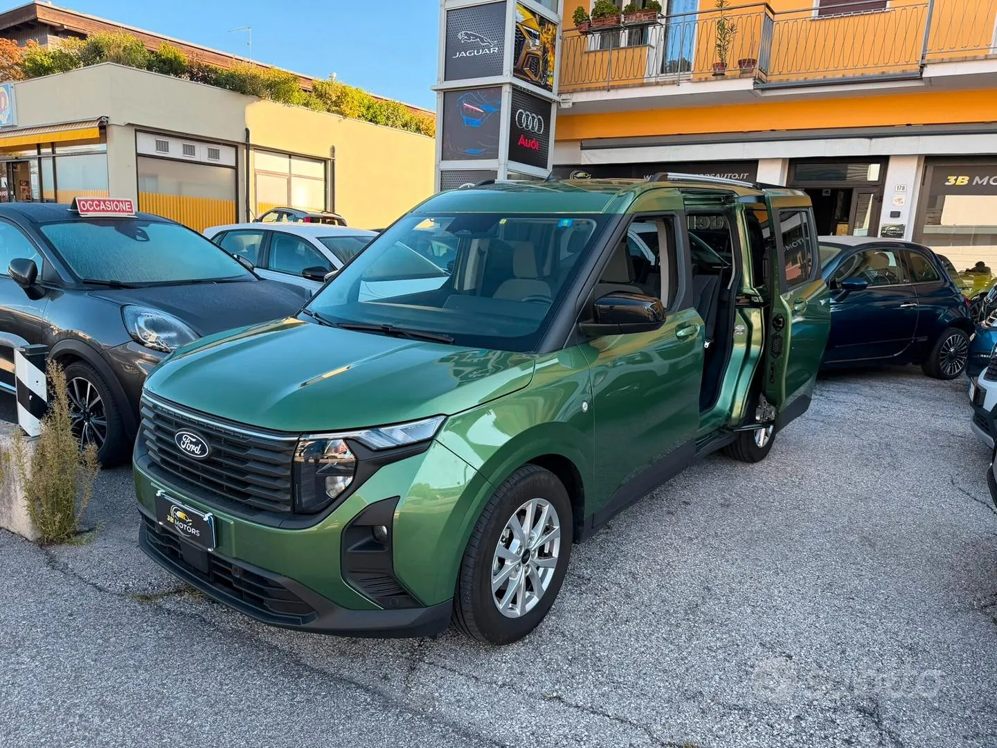 Ford Tourneo Courier 2025 photo 4