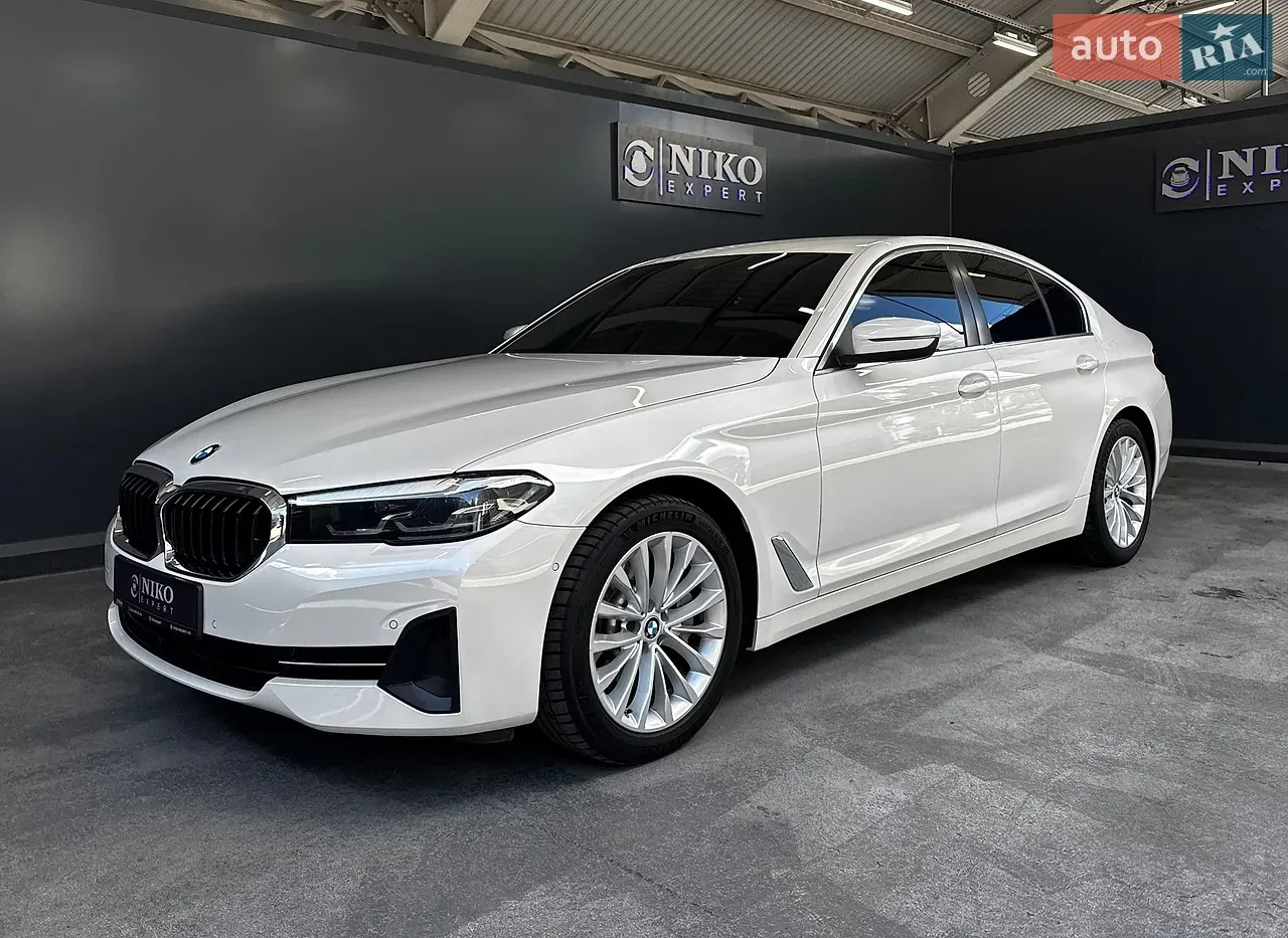 BMW 5 Series 2021 photo 4