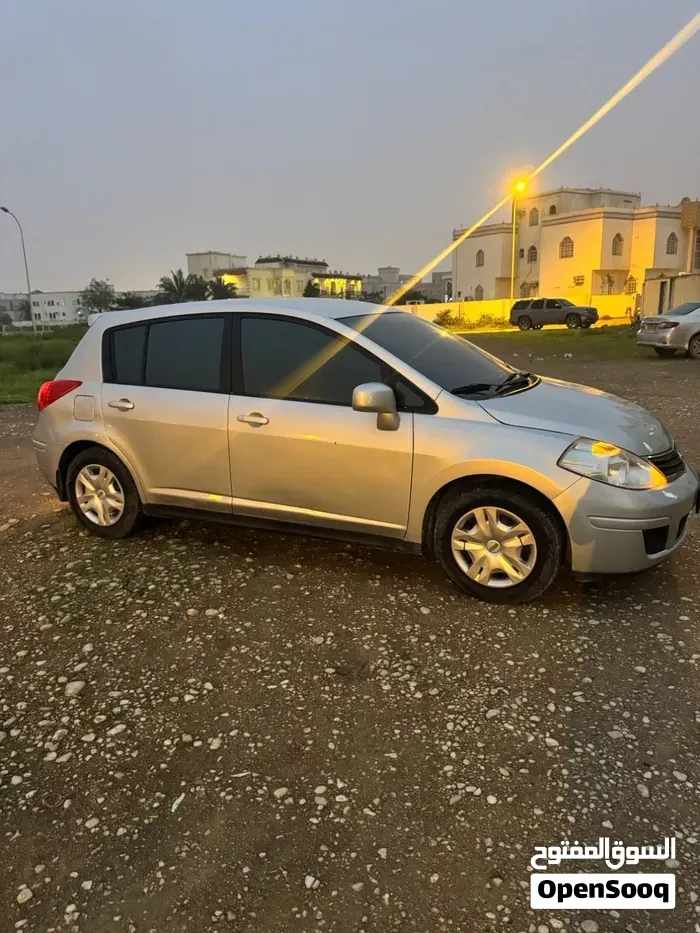 Nissan Tiida