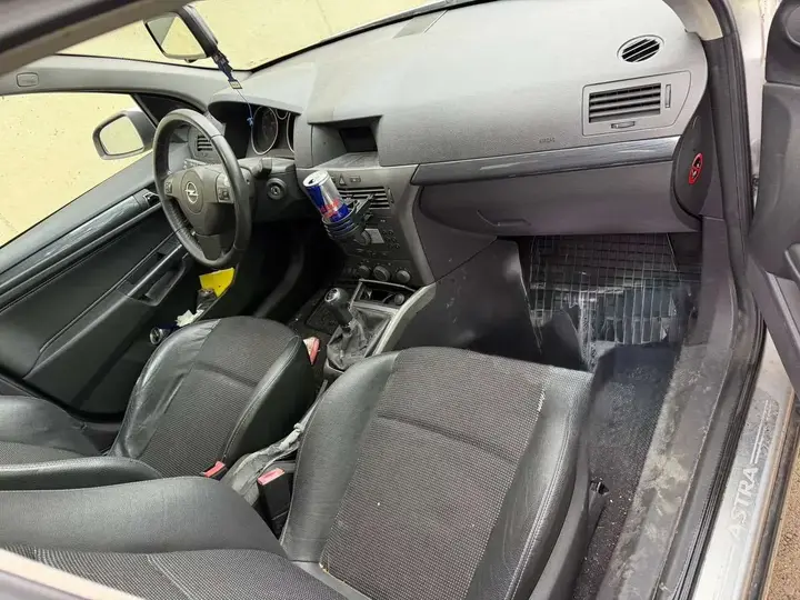 Opel Astra 2003 photo 2