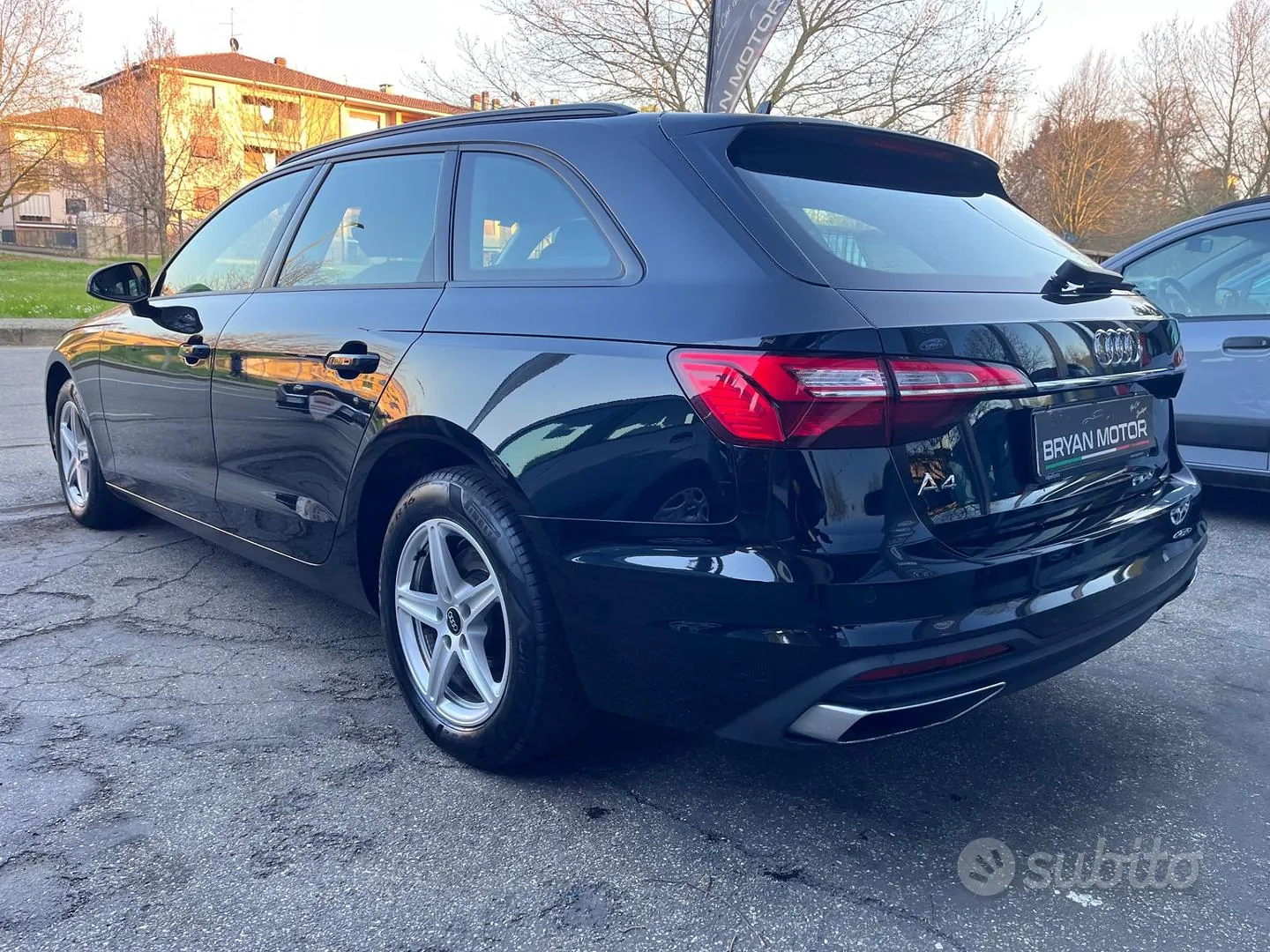 Audi A4 2022 photo 3