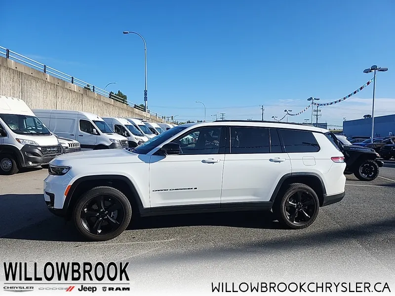 Jeep Grand Cherokee L 2025 photo 3