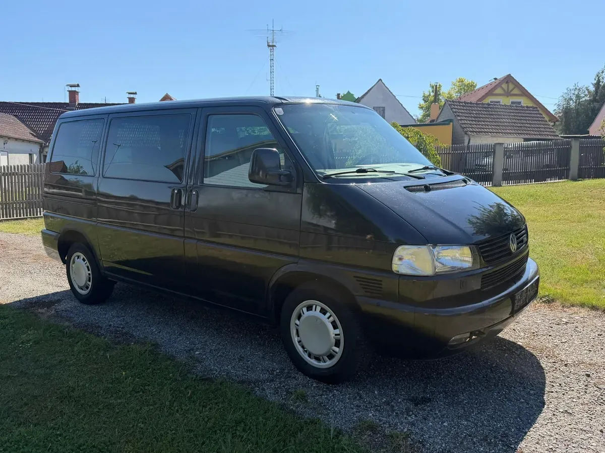 Volkswagen Caravelle